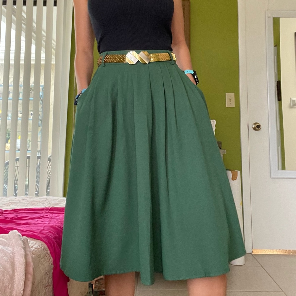 Midi-length Everest Green Skirt